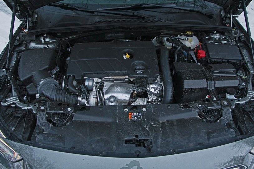 Opel Insignia - silnik 1.6 Turbo 200 KM /INTERIA.PL