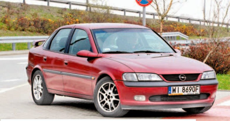 Opel Vectra B /Auto Moto