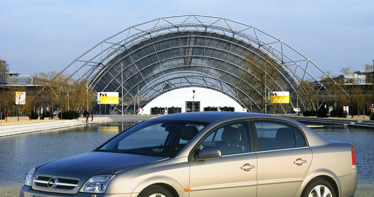 Opel Vectra C (2002-2008) /Opel