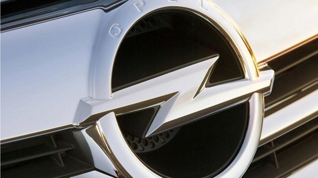 Opel wyjdzie na finansową prostą w 2015 r. - mówią przedstawiciele General Motors. /Opel