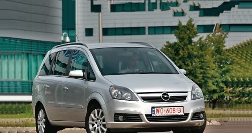 Opel Zafira (2005-) /Motor