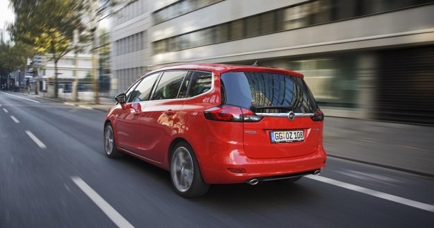 Opel Zafira Tourer 2.0 BiTurbo CDTI /Opel