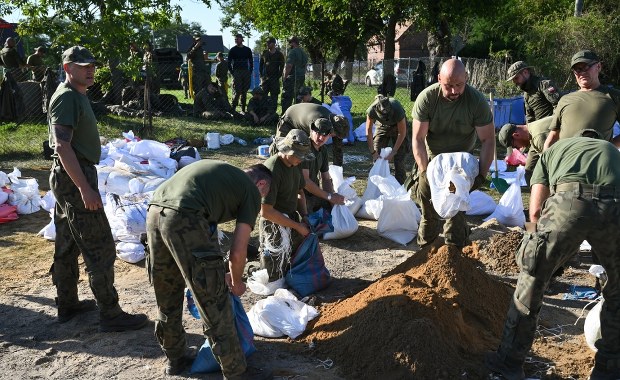 Operacja "Feniks". 26 tys. żołnierzy, 175 mln zł w najbliższych tygodniach