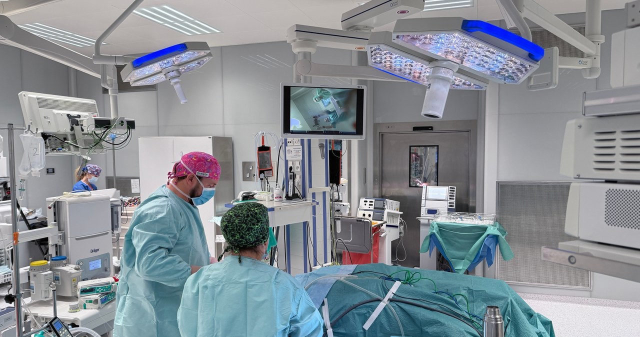 Operacja urologiczna z użyciem robota w Szpitalu Uniwersyteckim w Krakowie