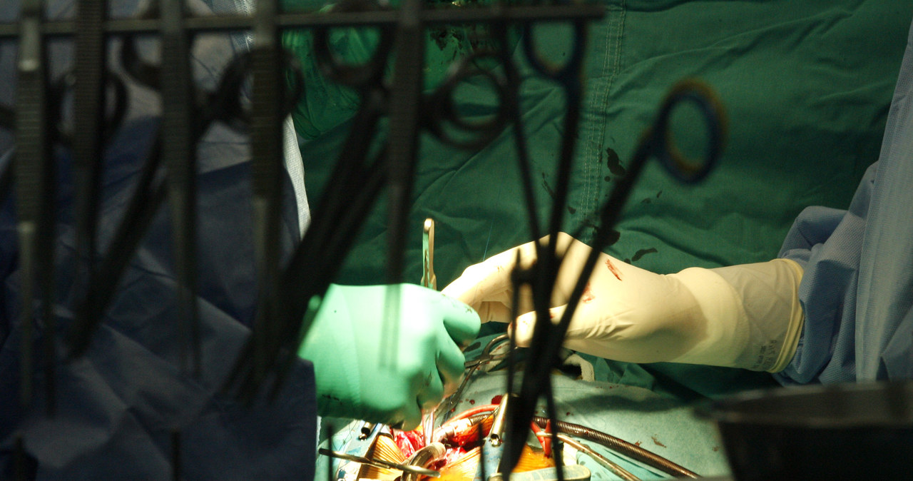 Operacje kardiochirurgiczne są skuteczniejsze popołudniami /AFP
