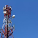 Operatorzy telekomunikacyjni muszą wydać miliardy, by zarabiać