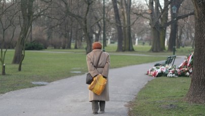 Opiekunka znęcała się nad staruszką. Wstrząsające wideo...
