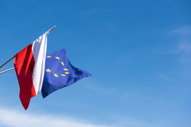 Opinia rzecznika oznacza, że już na początku przyszłego roku Komisja Europejska może odebrać Polsce fundusze. /Shutterstock