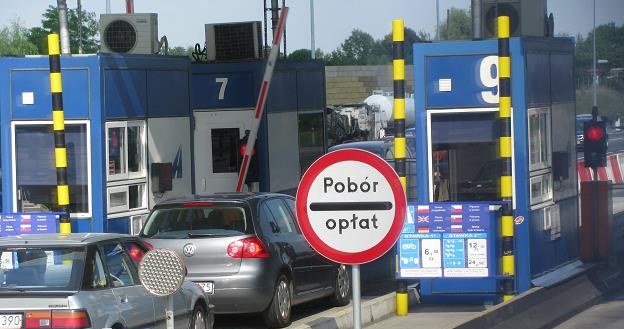 Opłaty a autostrady w firmowych rozliczeniach rodzą problemy /INTERIA.PL