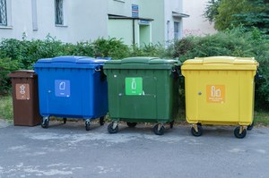Opłaty za wywóz śmieci w 2023 roku. Ty też zapłacisz więcej?