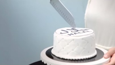 "Opluwanie pamięci ofiar zamachu". Raper - ekstremista wystąpi w paryskim Bataclanie