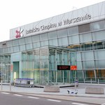 Opóźnienia na warszawskim lotnisku 