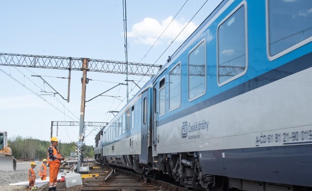 Opóźnione pociągi jadące Centralną Magistralą Kolejową 