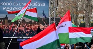 Opozycja na Węgrzech zapowiada zmiany. Koniec „rządowej fabryki propagandy”?