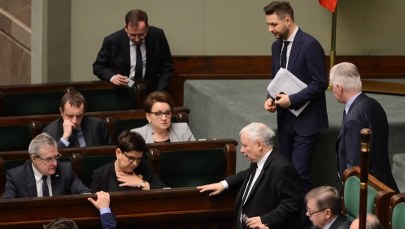 Opozycja o exodusie ministrów PiS do europarlamentu: Uciekają przed odpowiedzialnością