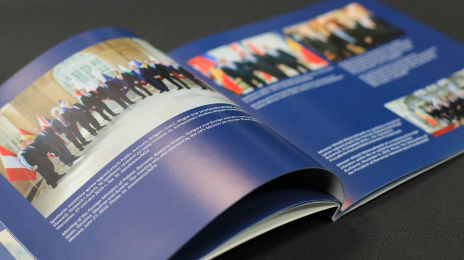 Opozycja: To album zdjęć rodzinnych ministra Waszczykowskiego /Michał Dukaczewski /RMF FM