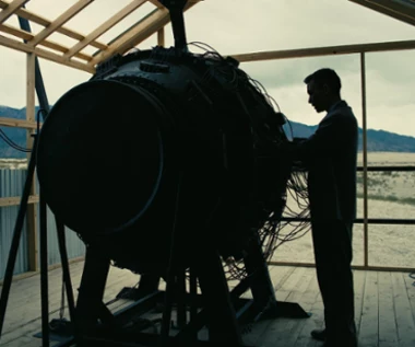 "Oppenheimer": Co wiadomo o projekcie "Manhattan"? Co zdradzi film Christophera Nolana?