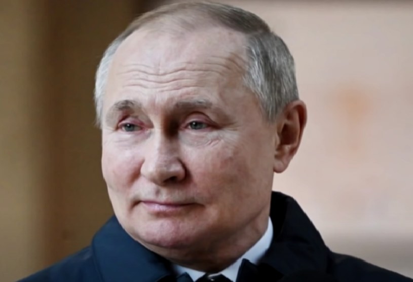 Opuchnięta twarz prezydenta Putina może sugerować, że bierze sterydy w walce z nowotworem /YouTube