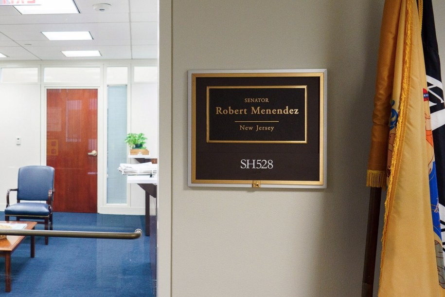 Opuszczone biuro senatora /WILL OLIVER  /PAP