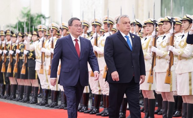 Orban w Pekinie. Podpisuje kluczowe umowy z Chinami