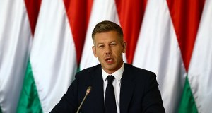 Orban wprowadził, Magyar kończy. "Powrót do normalności" po sześciu latach