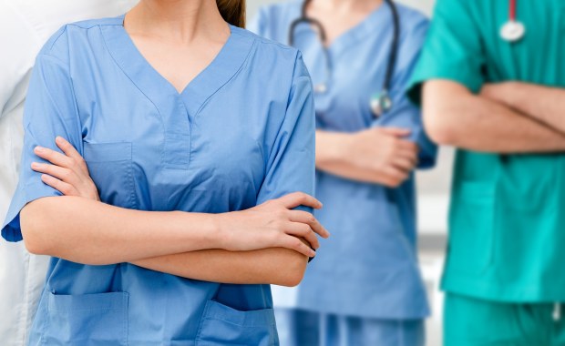 ​Organizacje pielęgniarek: Część szpitali wciąż nie wypłaciła podwyżek