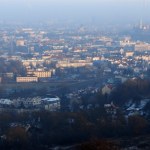 Orkan Ksawery zdmuchnął smog znad Krakowa