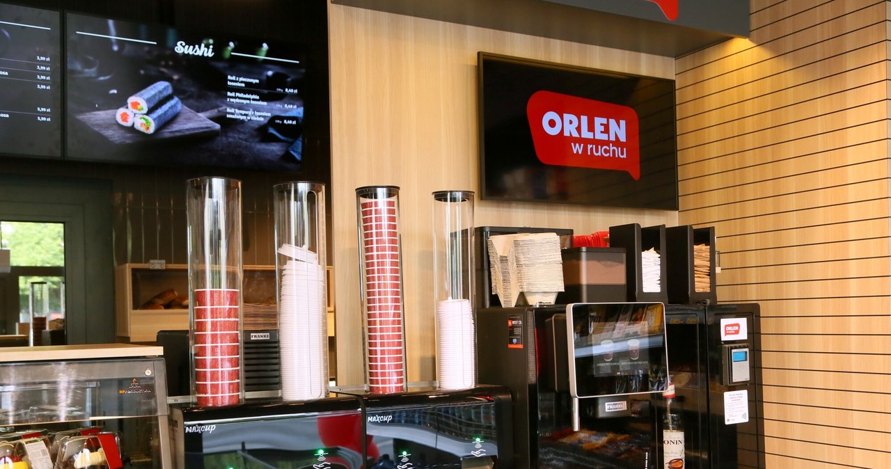 Orlen chce wprowadzić do sprzedaży kawę ziarnistą. Koncern szuka dostawców /Pawel Wodzynski/East News /East News