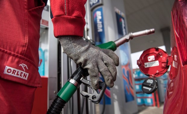 Orlen już połowę ropy sprowadza z innych kierunków niż Rosja