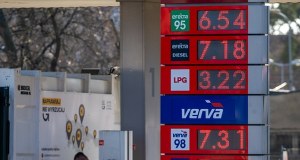 "Orlen nie może działać na własną szkodę". Balczun o sytuacji na rynku paliw