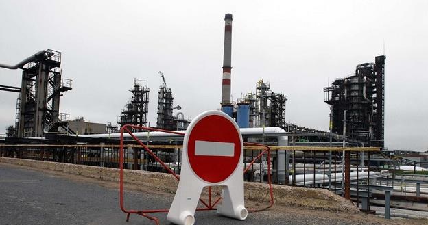 Orlen nie wyklucza sprzedaży rafinerii w Możejkach. Fot. Ag. AB /Reporter