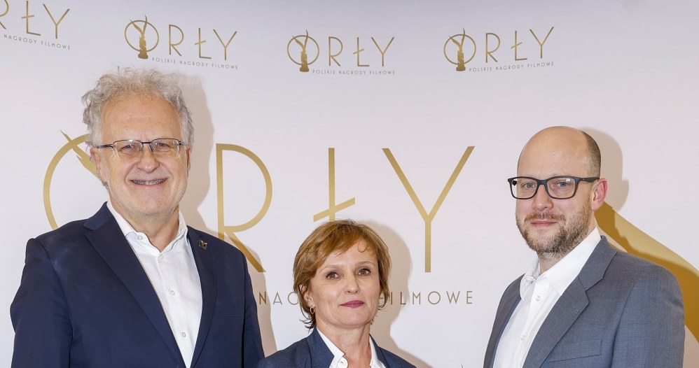 Orły 2025: Dariusz Jabłoński, prezydent Polskiej Akademii Filmowej, Izabela Wójcik, dyrektorka Polskich Nagród Filmowych i Tomasz Kolankiewicz, dyrektor Filmoteki Narodowej – Instytutu Audiowizualnego /AKPA