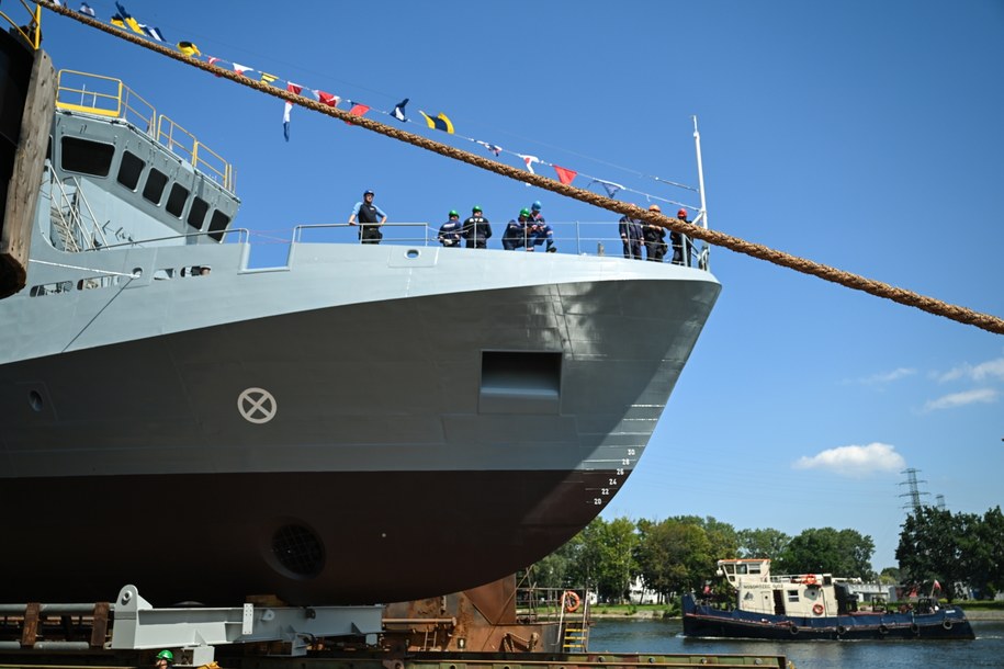 ORP Jaskółka /Adam Warżawa /PAP