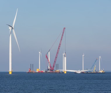 Ørsted szuka statków do budowy morskich wiatraków
