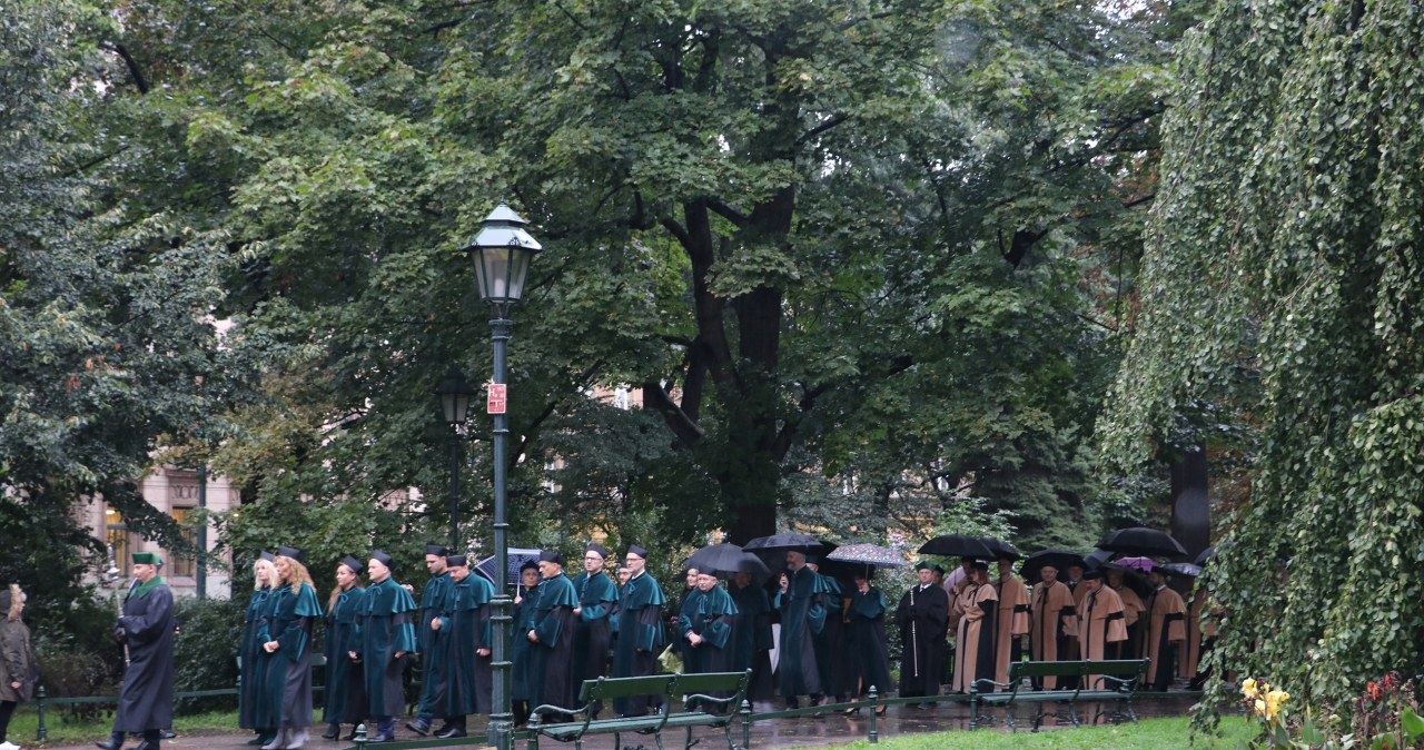 Orszak profesorki w Krakowie 