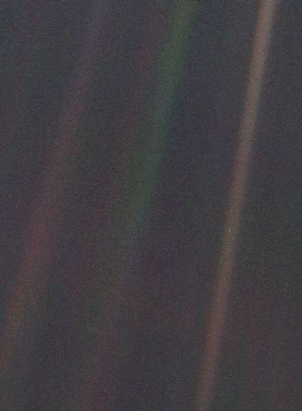 Oryginalne zdjęcie "Pale Blue Dot" /NASA