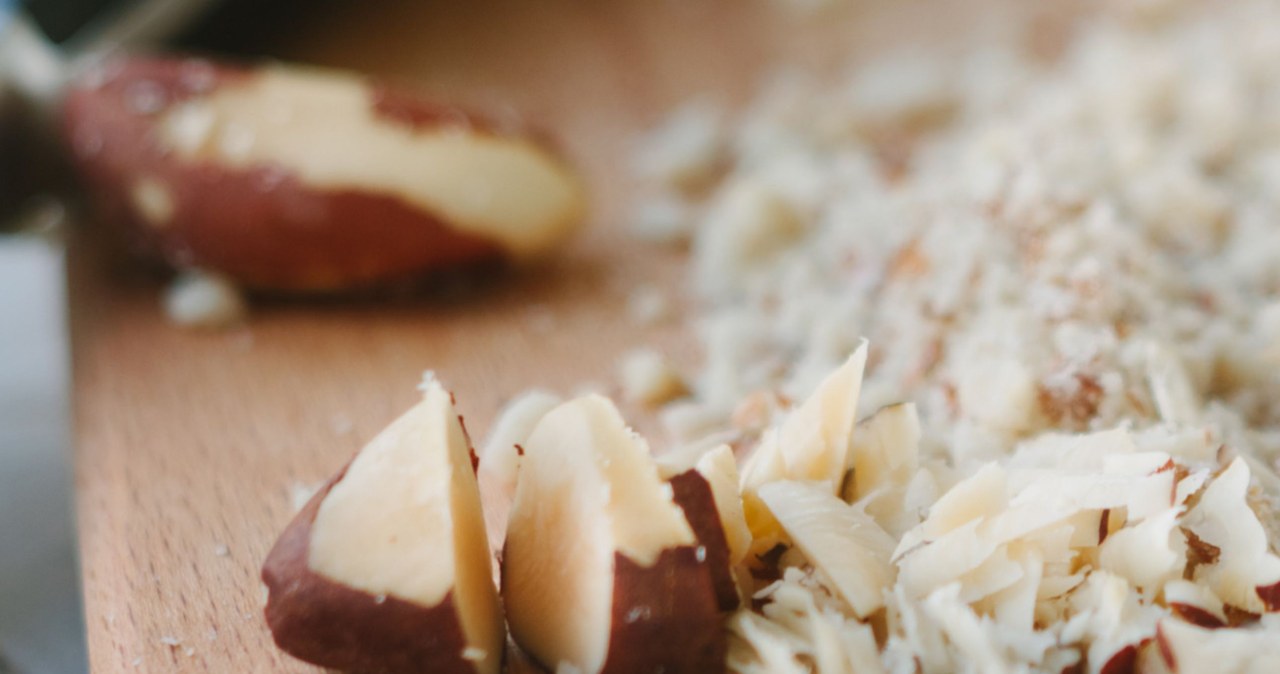 Orzechy brazylijskie są bardzo zdrowe, ale można zjeść ich jedynie kilka sztuk dziennie / sharafmaksumov /123RF/PICSEL