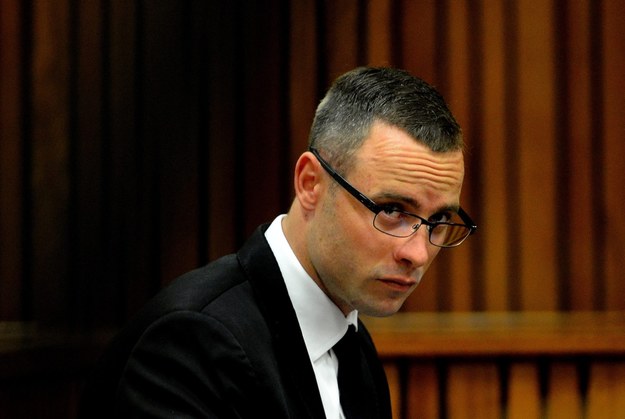 Oscar Pistorius w czasie rozprawy /THOBILE MATHONSI/POOL /PAP/EPA