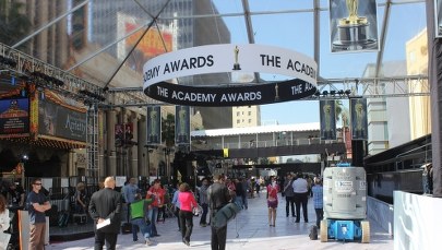 Oscarowy dywan pod folią czeka na gwiazdy