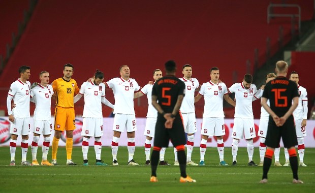 Osiem meczów, 30 piłkarzy – tak grała kadra Brzęczka w 2020 roku