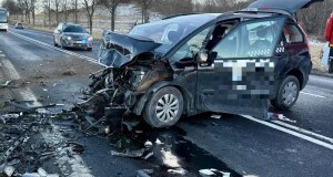 Osiem osób rannych po wypadku na DK5 w Radomierzu. Uwaga na utrudnienia