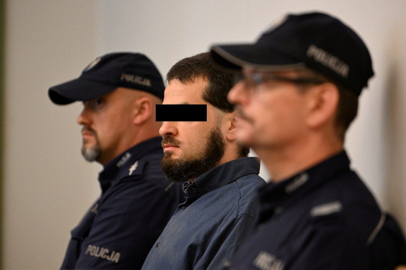 Oskarżonemu grozić może do 14 lat więzienia /	Darek Delmanowicz   /PAP