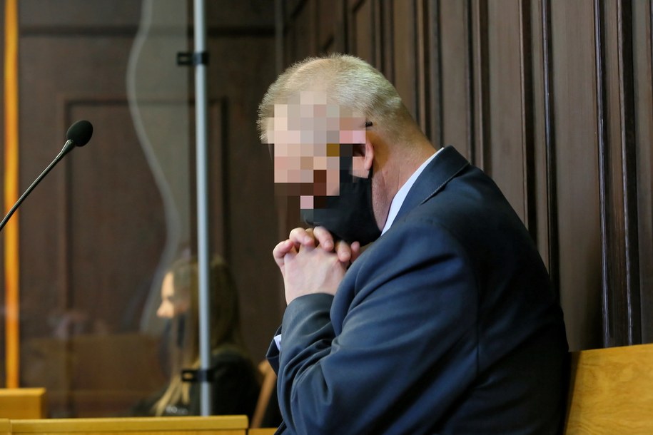 Oskarżony Arkadiusz H. na sali rozpraw Sądu Rejonowego w Pleszewie /Tomasz Wojtasik /PAP