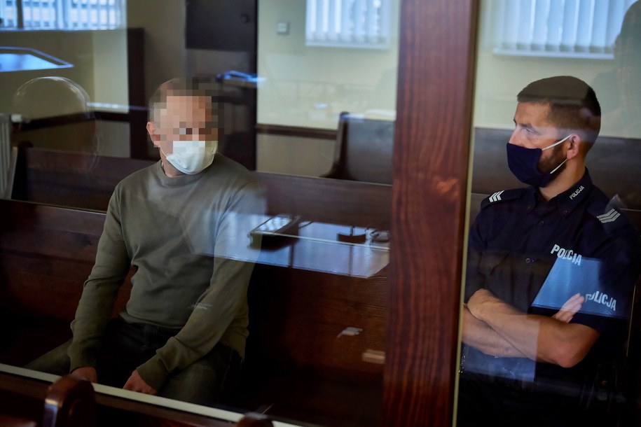 Oskarżony Daniel M. (L) podczas ogłoszenia wyroku w Sądzie Apelacyjnym w Gdańsku / 	Adam Warżawa    /PAP