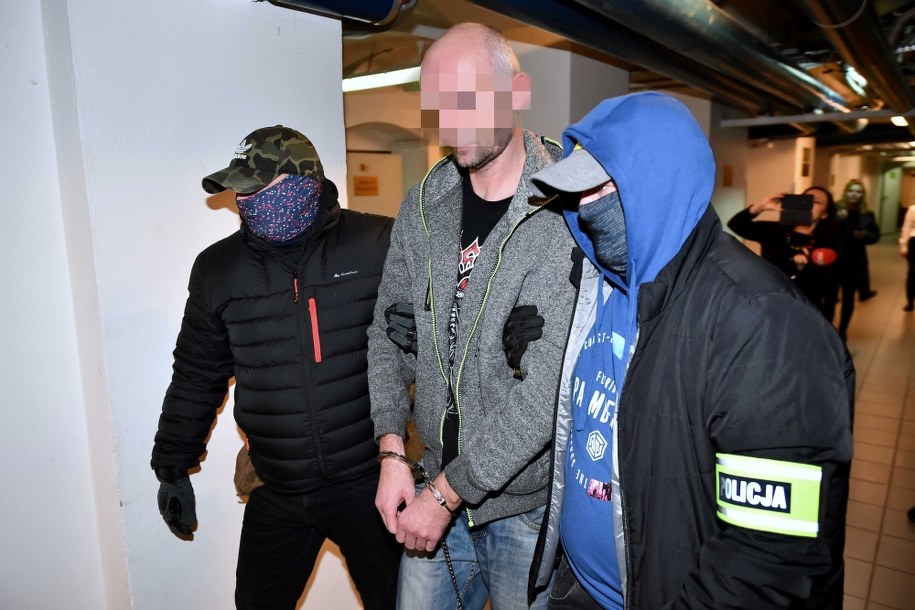 Oskarżony Mirosław A. doprowadzany na posiedzenie aresztowe do Sądu Rejonowego we Wrocławiu / 	Maciej Kulczyński    /PAP