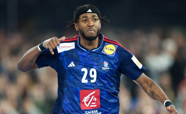 Oskarżony o próbę gwałtu Benoit Kounkoud powołany do kadry Francji