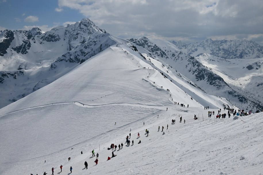 Ośnieżony Kasprowy Wierch /Paweł Murzyn  /East News