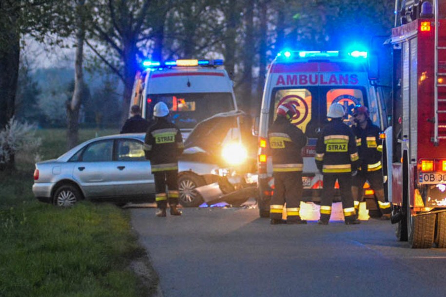 Osobówka, która zderzyła się z radiowozem /Sebastian /Gorąca Linia RMF FM