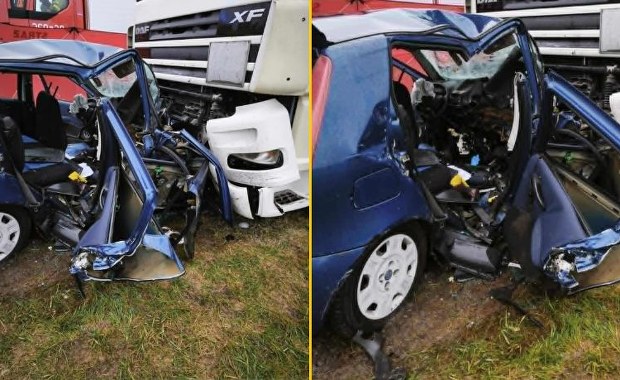 Osobówka wjechała w ciężarówkę. Trzy osoby zginęły na miejscu