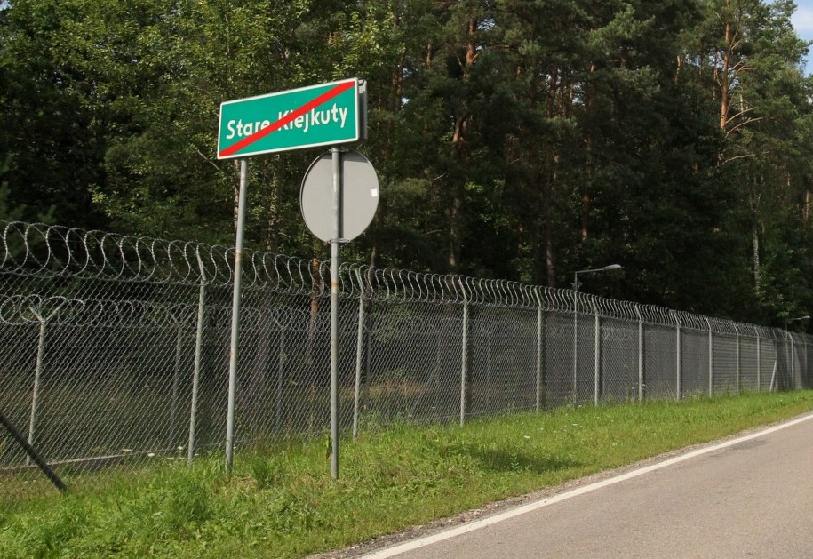 Ośrodek Kształcenia Kadr Wywiadu w Starych Kiejkutach na Mazurach - to tu mieli być przetrzymywani terroryści z Al Kaidy /Tomasz Waszczuk /PAP